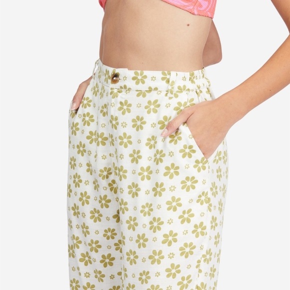 Billabong By the Bay Floral High Waist Denim Straight Leg Jeans - Picture 5 of 8